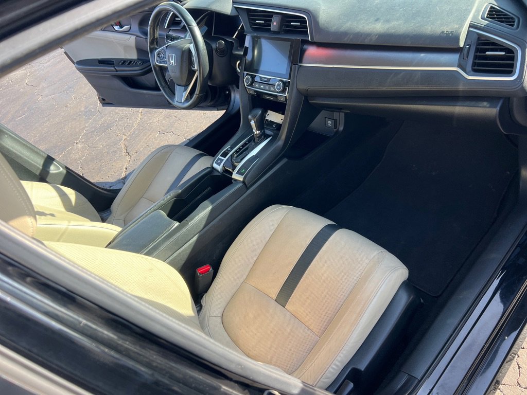 Used 2018 Honda Civic EX-L image 16