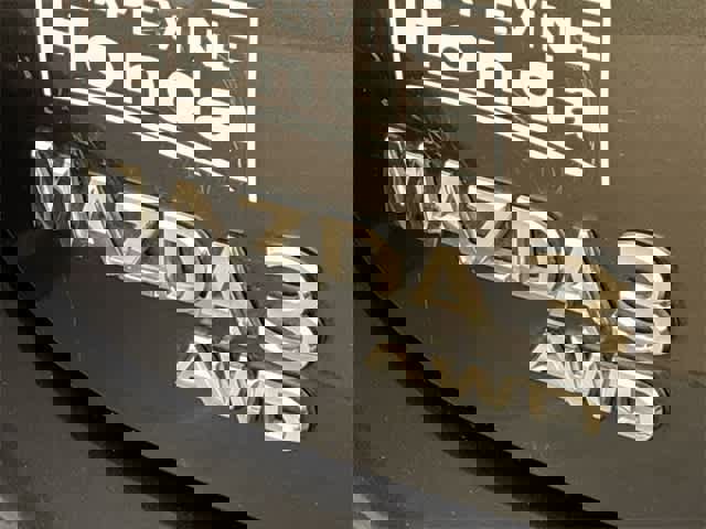 Used 2021 MAZDA MAZDA3 s image 8