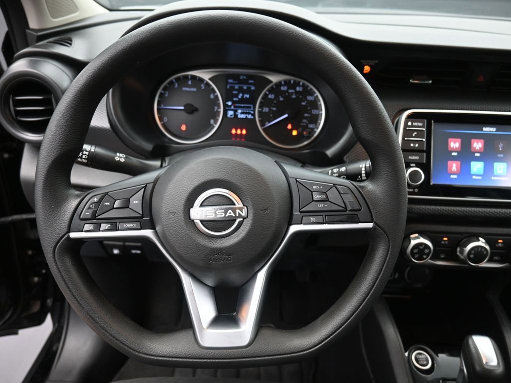 Used 2022 Nissan Kicks S image 27