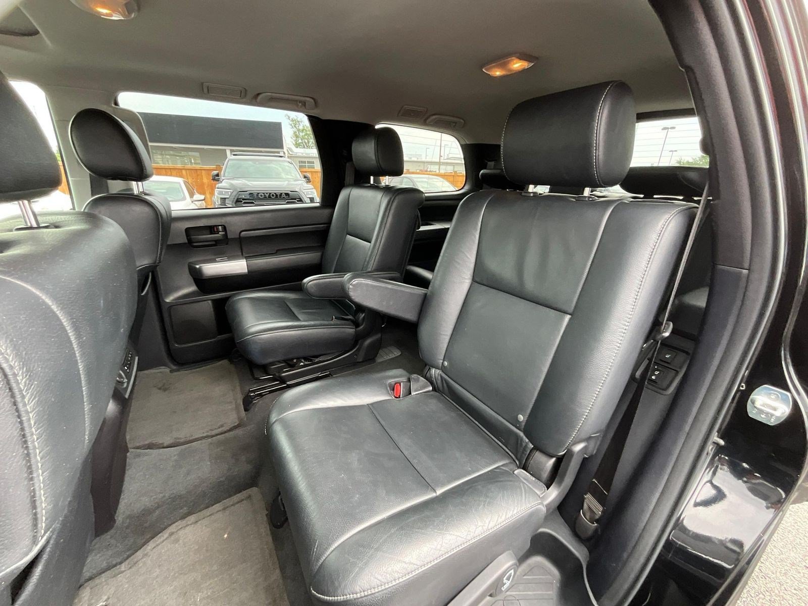 Used 2018 Toyota Sequoia TRD Sport AWD/4WD image 20