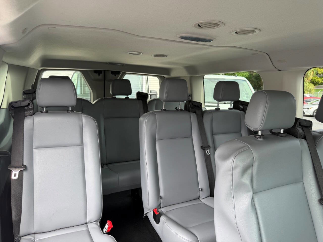 Used 2017 Ford Transit 150 XL RWD image 16