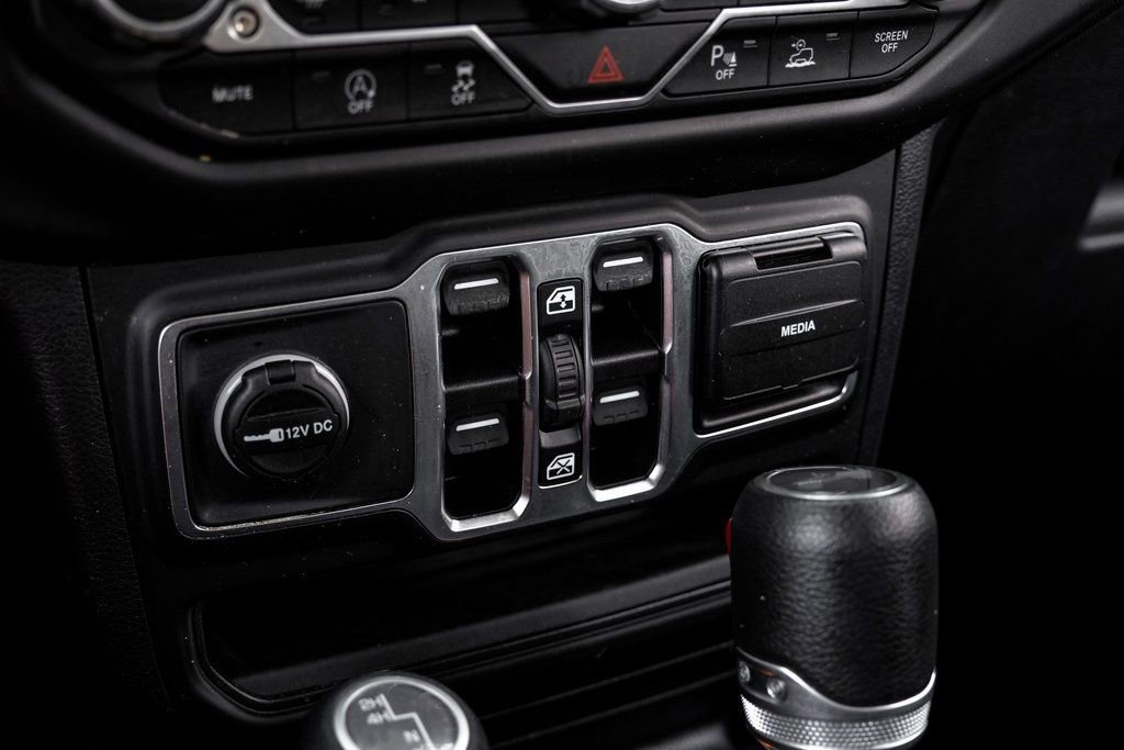 Used 2021 Jeep Wrangler Unlimited Sport S image 35