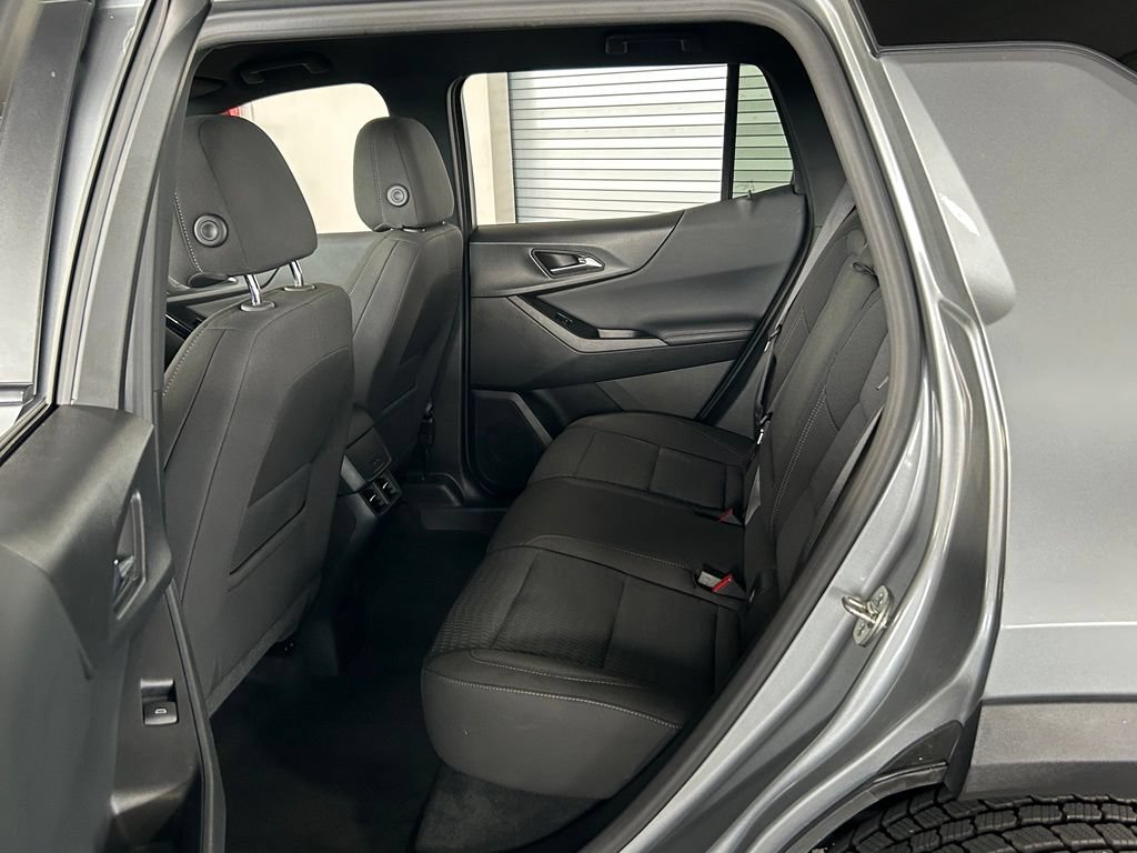 Used 2025 Chevrolet Equinox LT AWD/4WD image 41