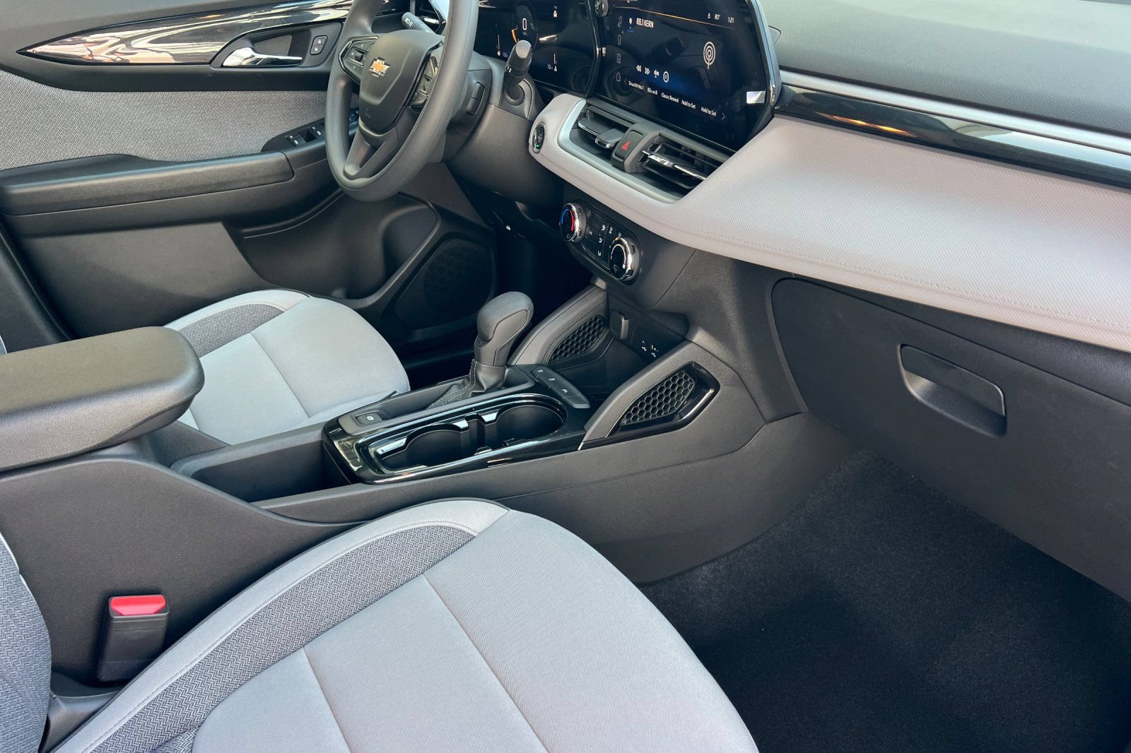 Used 2026 Chevrolet TrailBlazer LS w/ LS Convenience Package FWD image 20