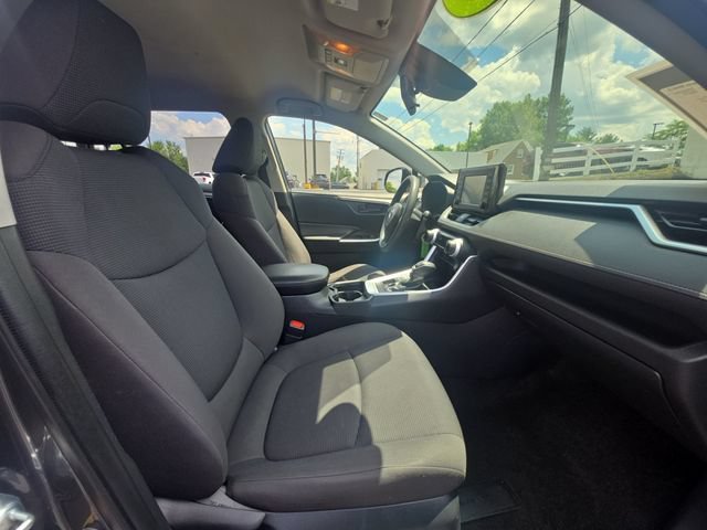 Used 2019 Toyota RAV4 LE w/ All Weather Liner Package AWD/4WD image 14