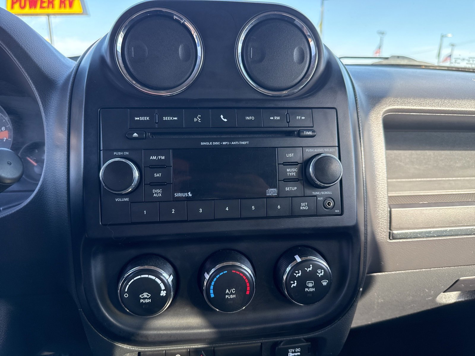 Used 2016 Jeep Patriot Sport w/ Power Value Group image 11