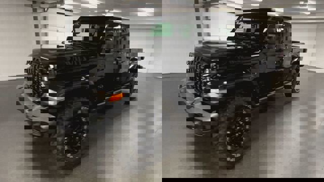 Used 2022 Jeep Gladiator Sport image 4