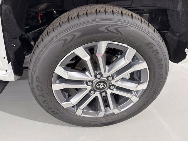 New 2026 Toyota 4Runner Limited w/ Tow Technology Package AWD/4WD image 6