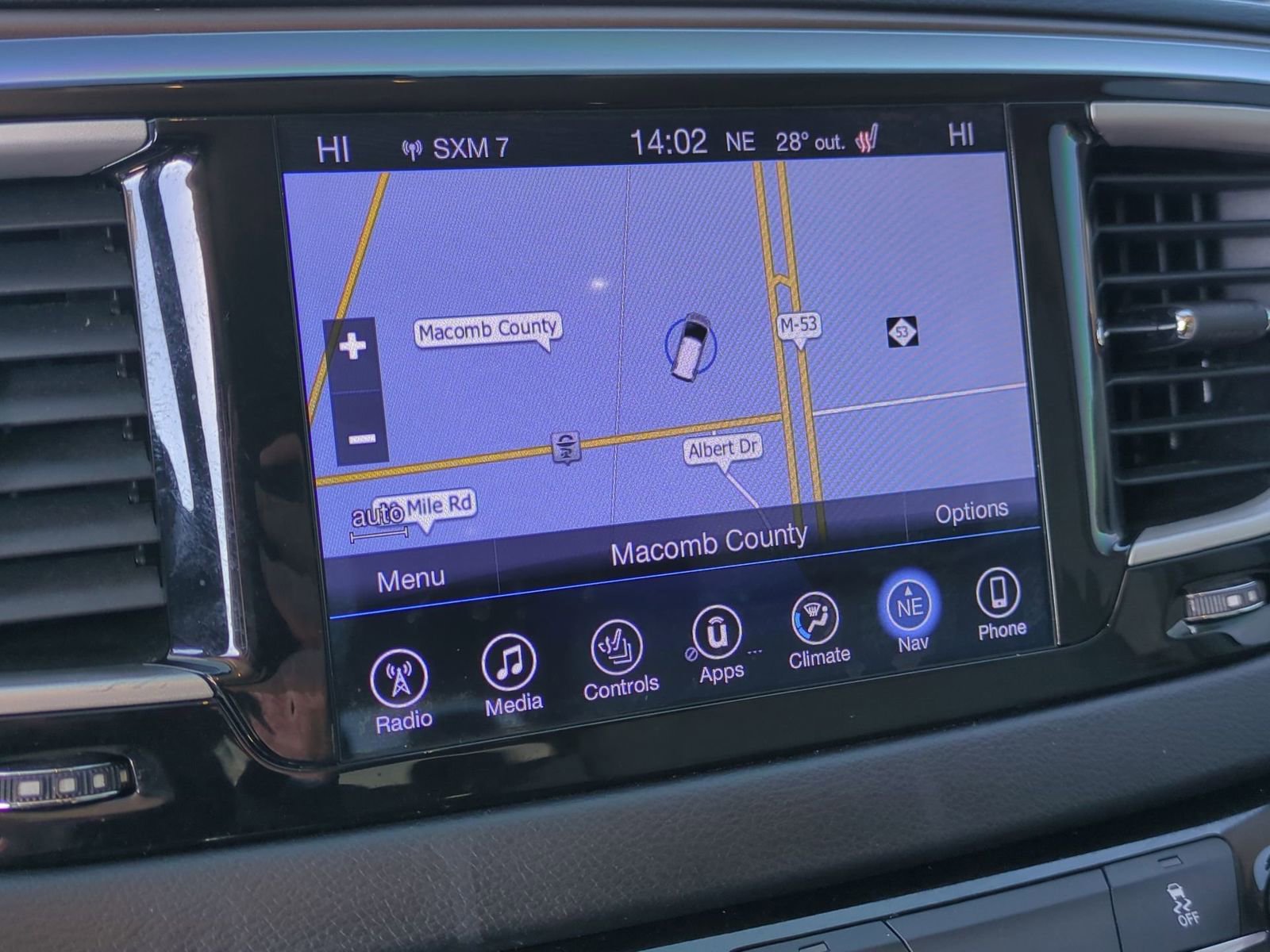 Used 2017 Chrysler Pacifica Touring-L image 30