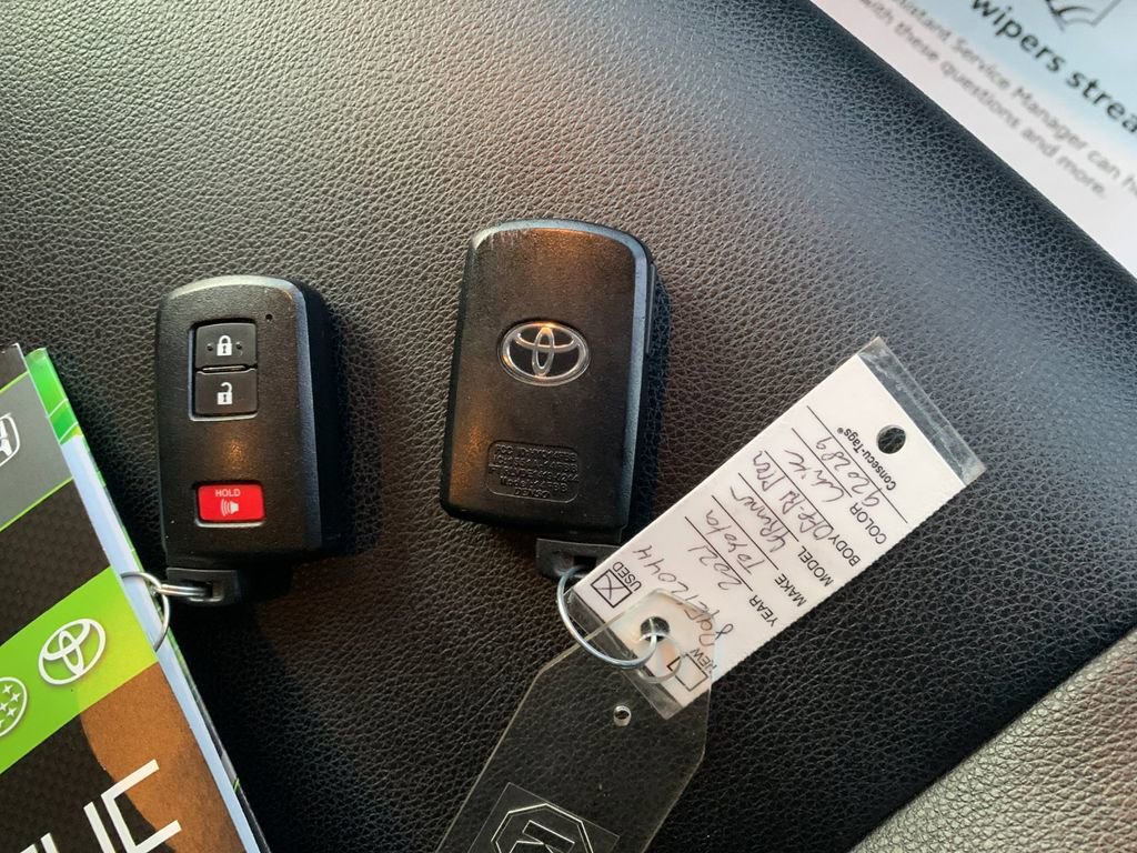 Used 2021 Toyota 4Runner TRD Off-Road Premium w/ Moonroof Package image 9