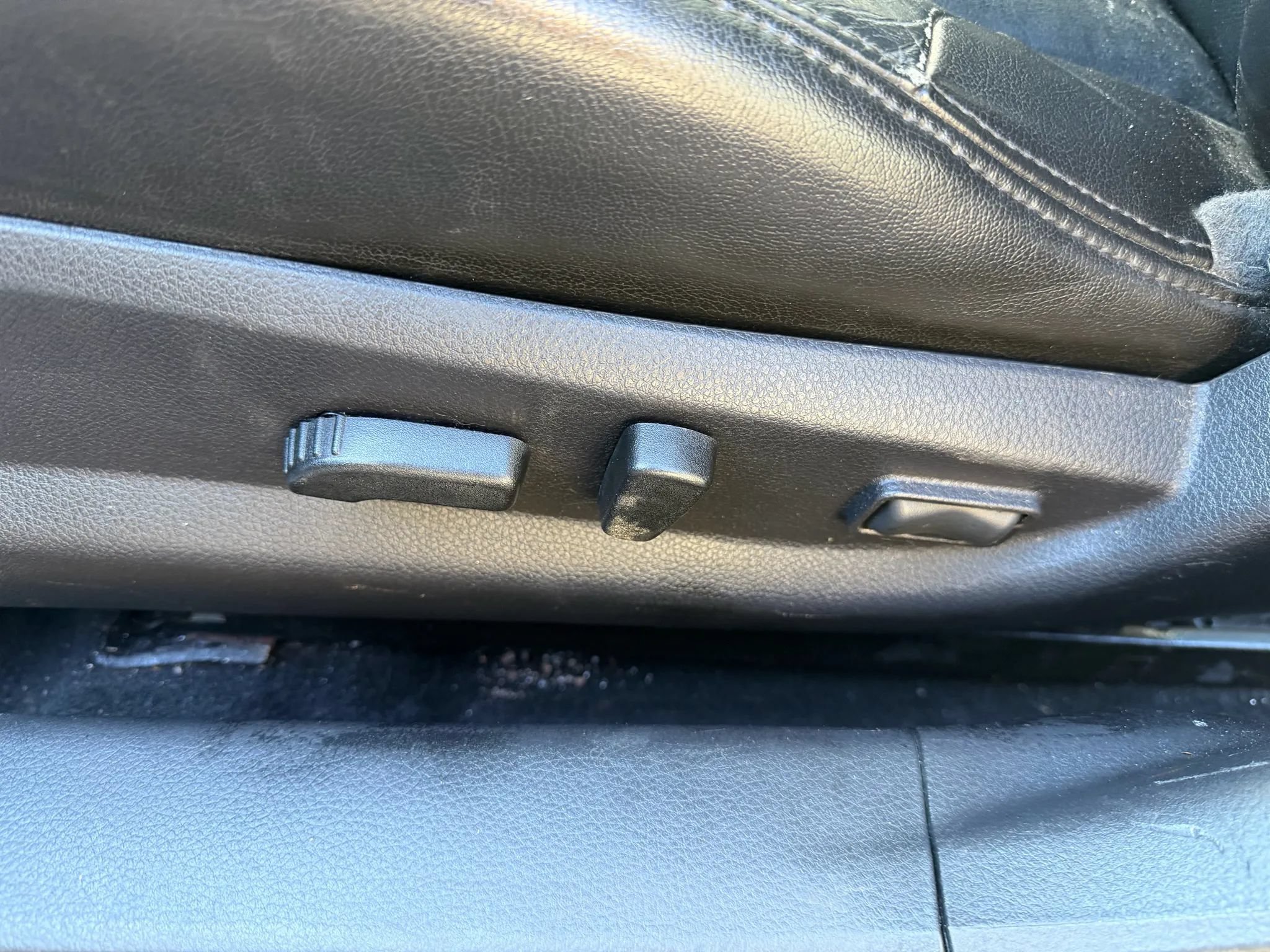 Used 2016 Nissan Altima 2.5 SV FWD image 25