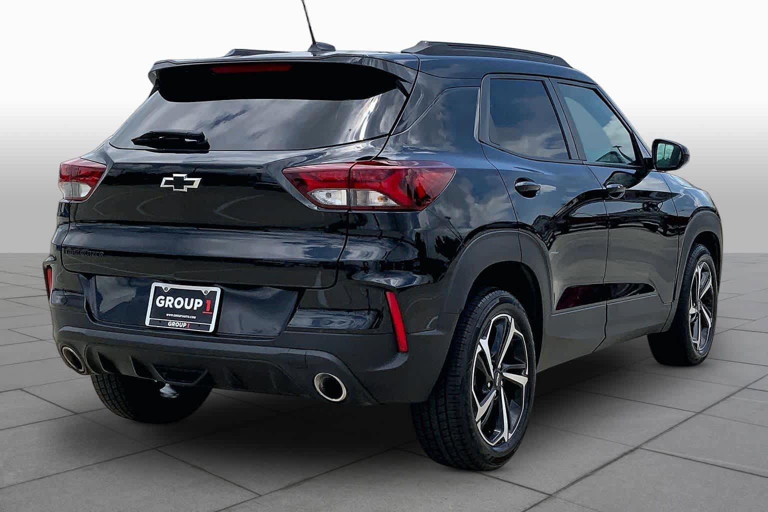 Used 2022 Chevrolet TrailBlazer RS FWD image 13