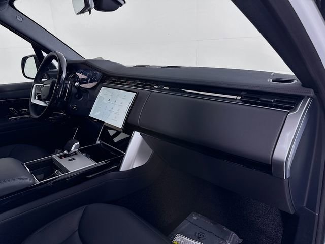 New 2026 Land Rover Range Rover SE image 31