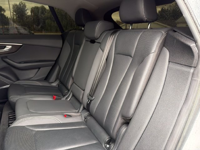 Used 2019 Audi Q8 Premium Plus w/ Premium Plus AWD/4WD image 23