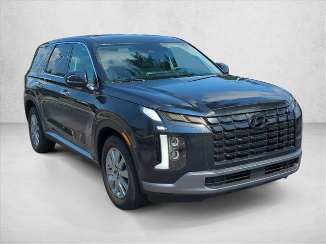 Used 2025 Hyundai Palisade SE FWD image 3