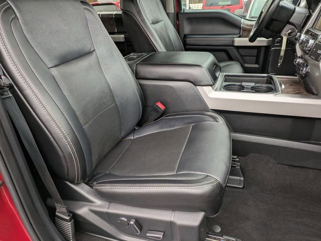 Used 2019 Ford F250 Lariat w/ Chrome Package image 30