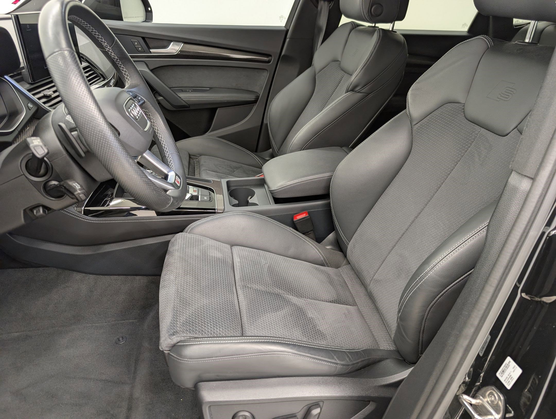 Used 2024 Audi SQ5 Premium Plus w/ Premium Plus Package image 5