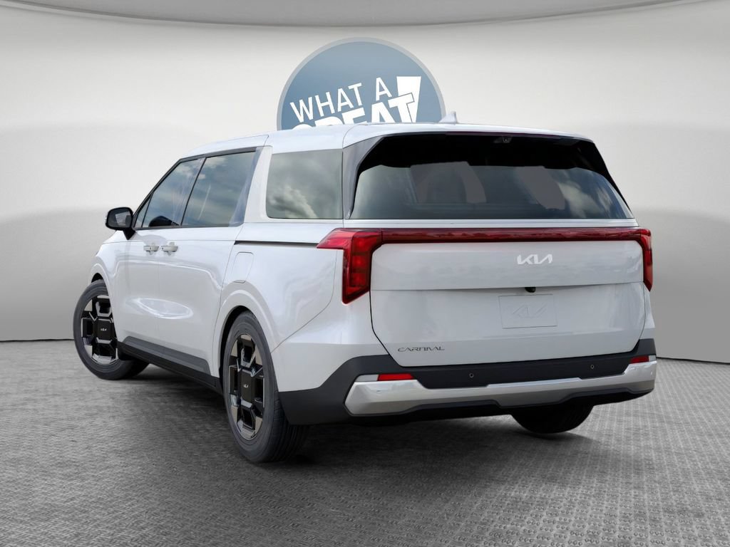 New 2026 Kia Carnival EX FWD image 4