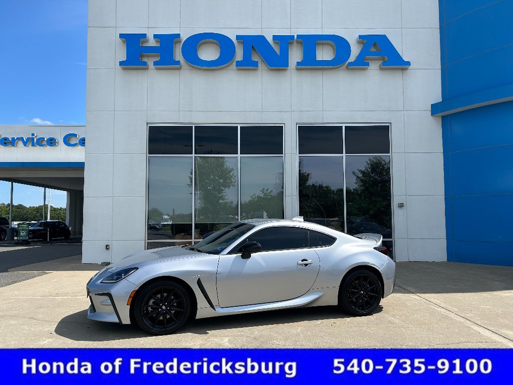 Used 2022 Toyota GR86 Premium w/ ALL Weather Mat Package (TMS) RWD video 1