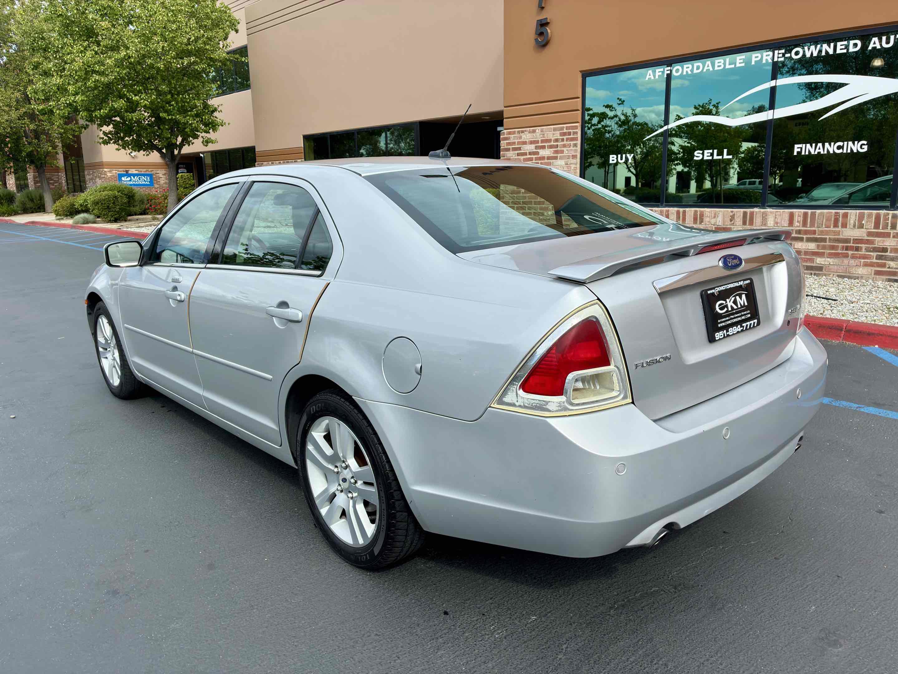 Used 2009 Ford Fusion SEL FWD image 10