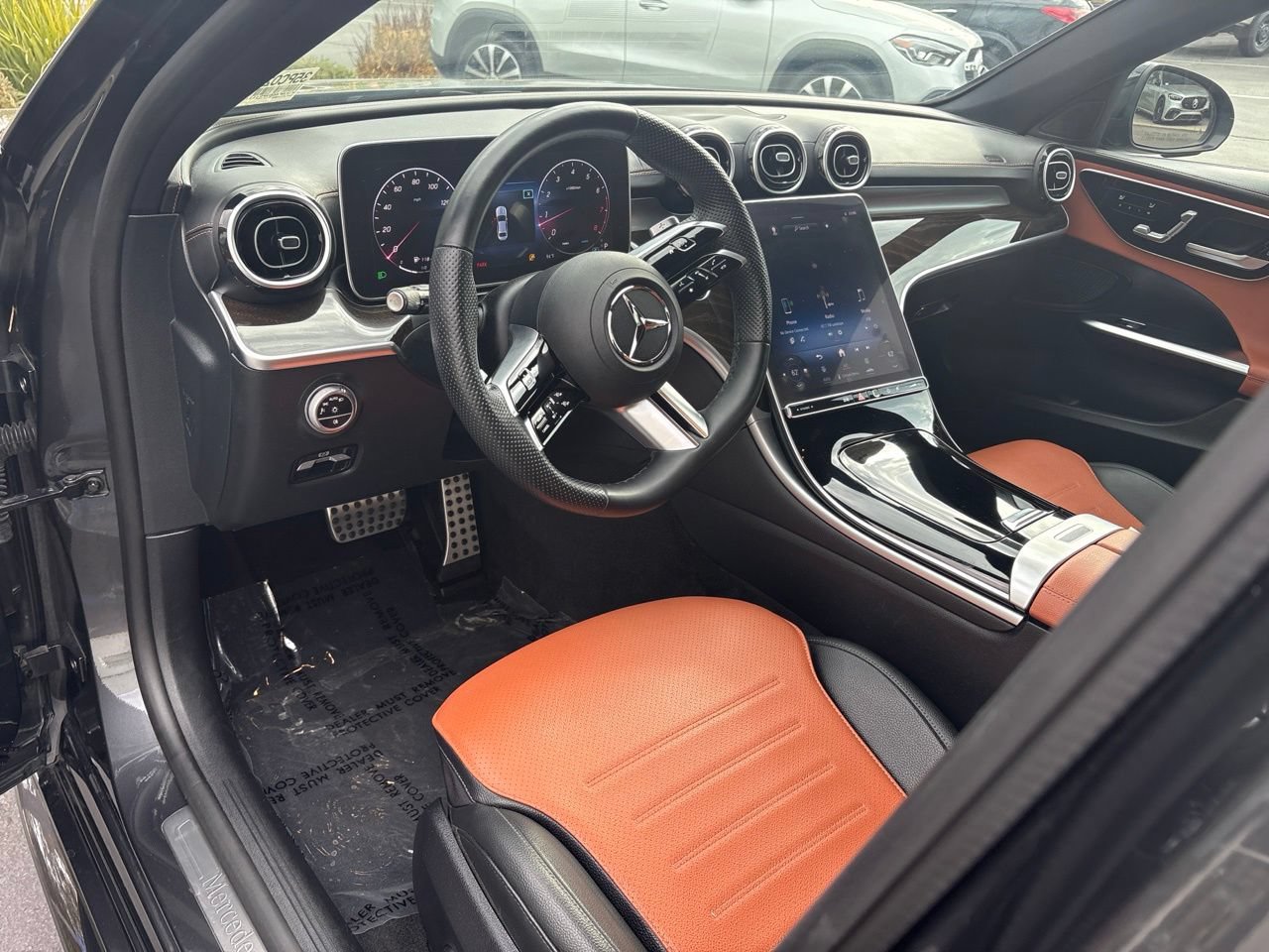 Used 2023 Mercedes-Benz C 300 Sedan image 6