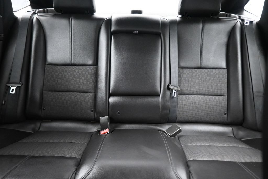 Used 2019 Chevrolet Impala LT FWD image 27