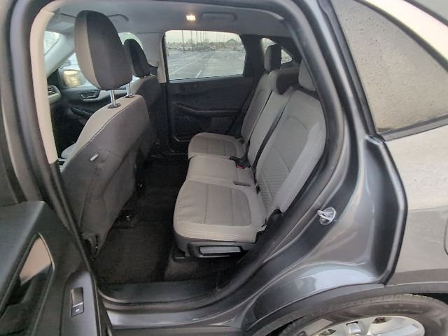 Used 2022 Ford Escape SE image 8