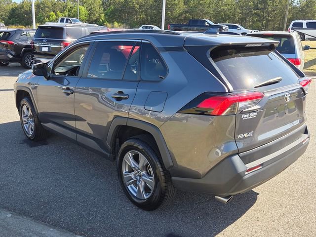 Used 2022 Toyota RAV4 XLE image 10