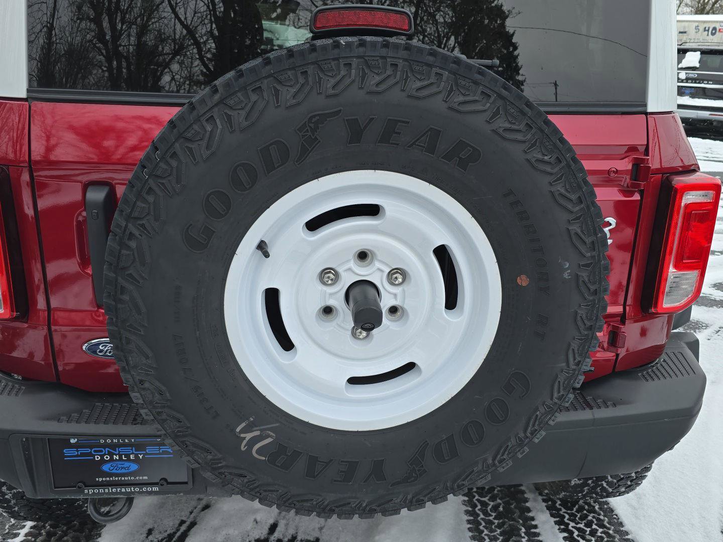Used 2025 Ford Bronco Heritage Edition AWD/4WD image 33