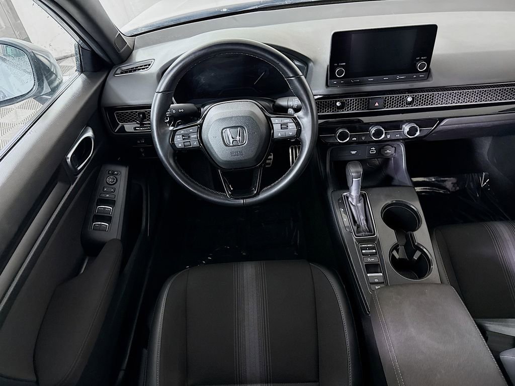 Used 2024 Honda Civic Sport image 3