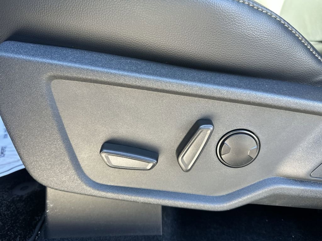 New 2025 Ford Bronco Badlands w/ Sasquatch Package image 18