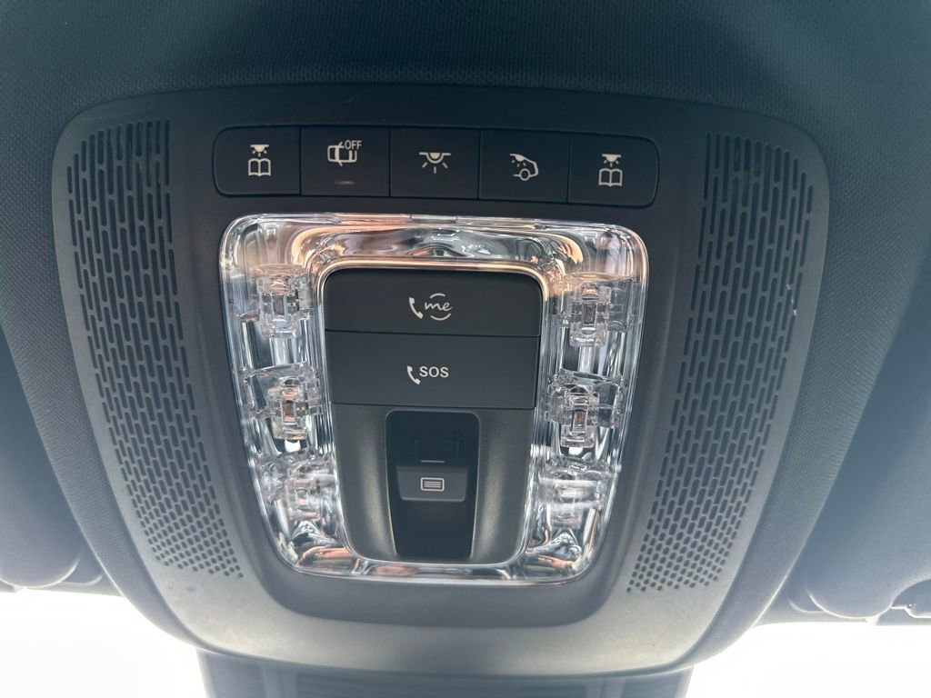 Used 2022 Mercedes-Benz GLE 450 4MATIC w/ AMG Line Exterior image 26