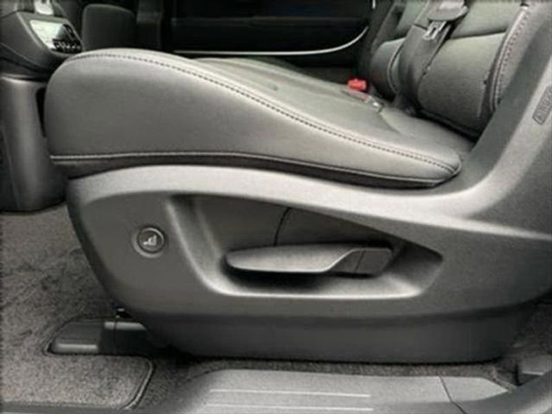 New 2026 Hyundai Ioniq 9 SEL image 16