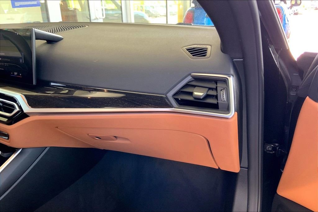 Used 2023 BMW i4 eDrive40 w/ Parking Assistance Package image 15