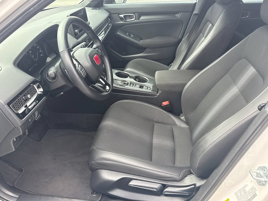 Used 2025 Honda Civic Sport image 9