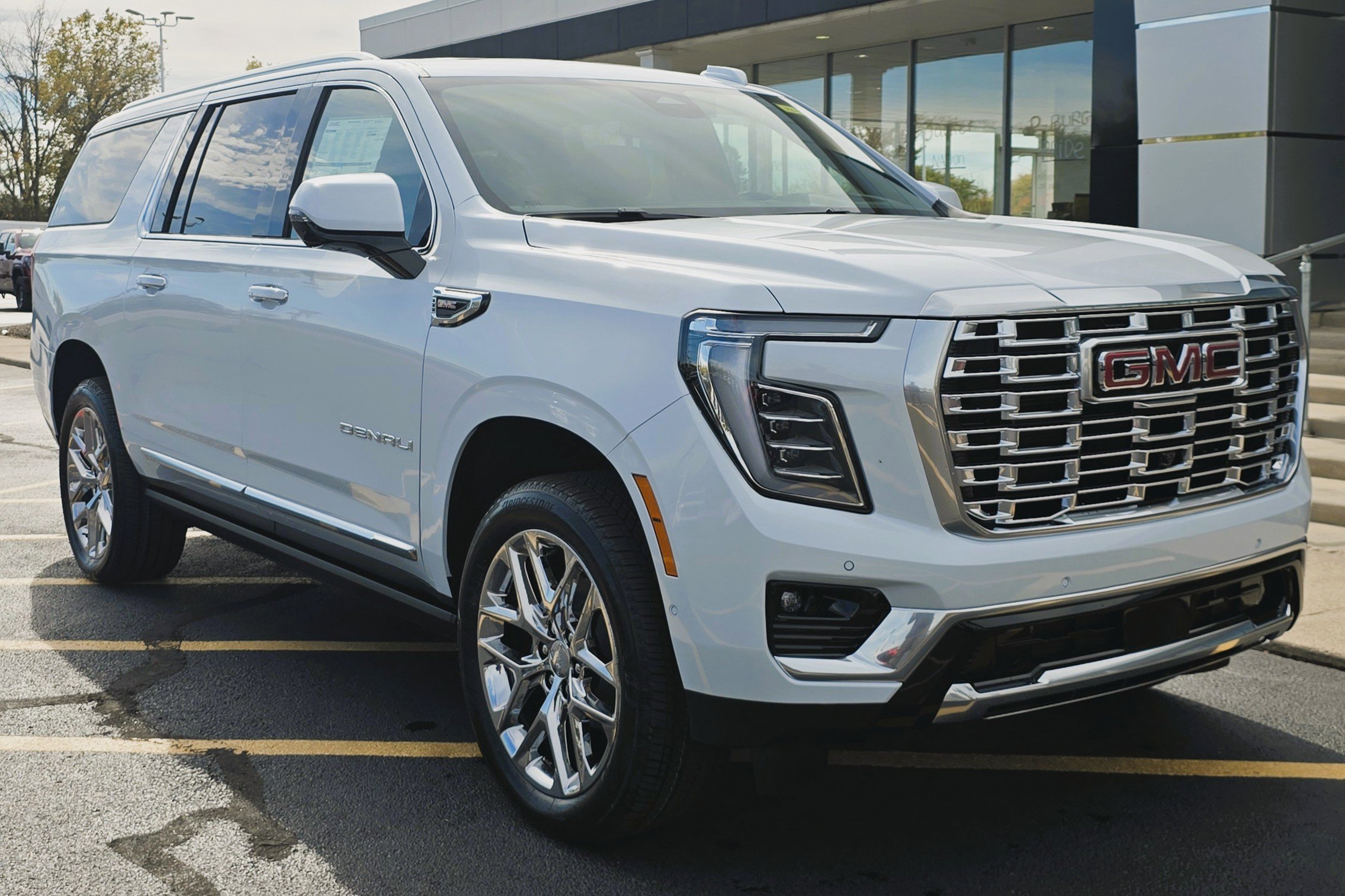 New 2026 GMC Yukon XL Denali image 1