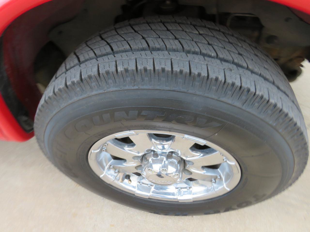 Used 2009 Chevrolet Express 2500 RWD image 23