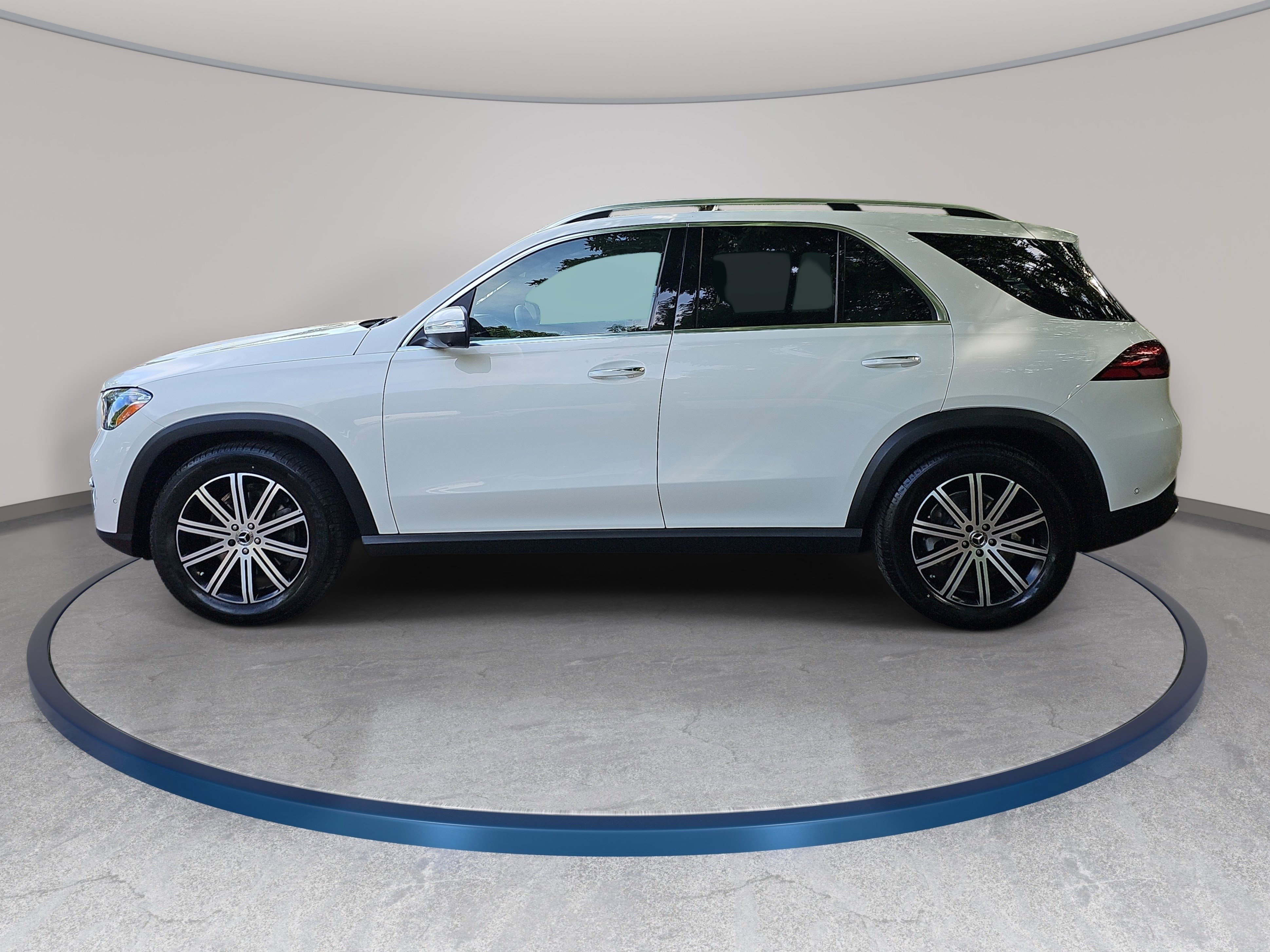 Certified 2026 Mercedes-Benz GLE 350 4MATIC image 9