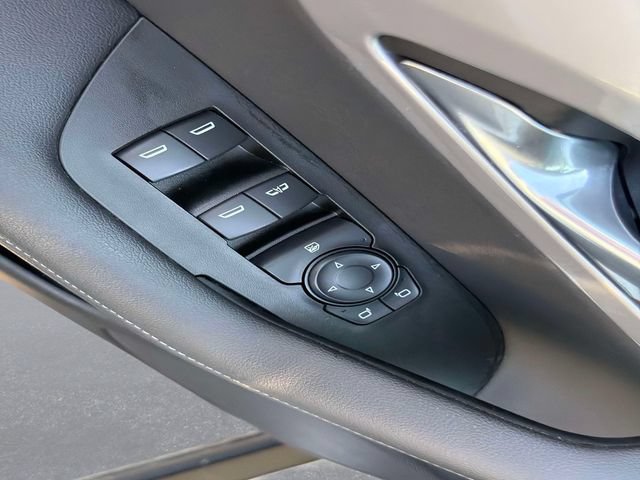 Used 2021 Chevrolet Blazer LT FWD image 18