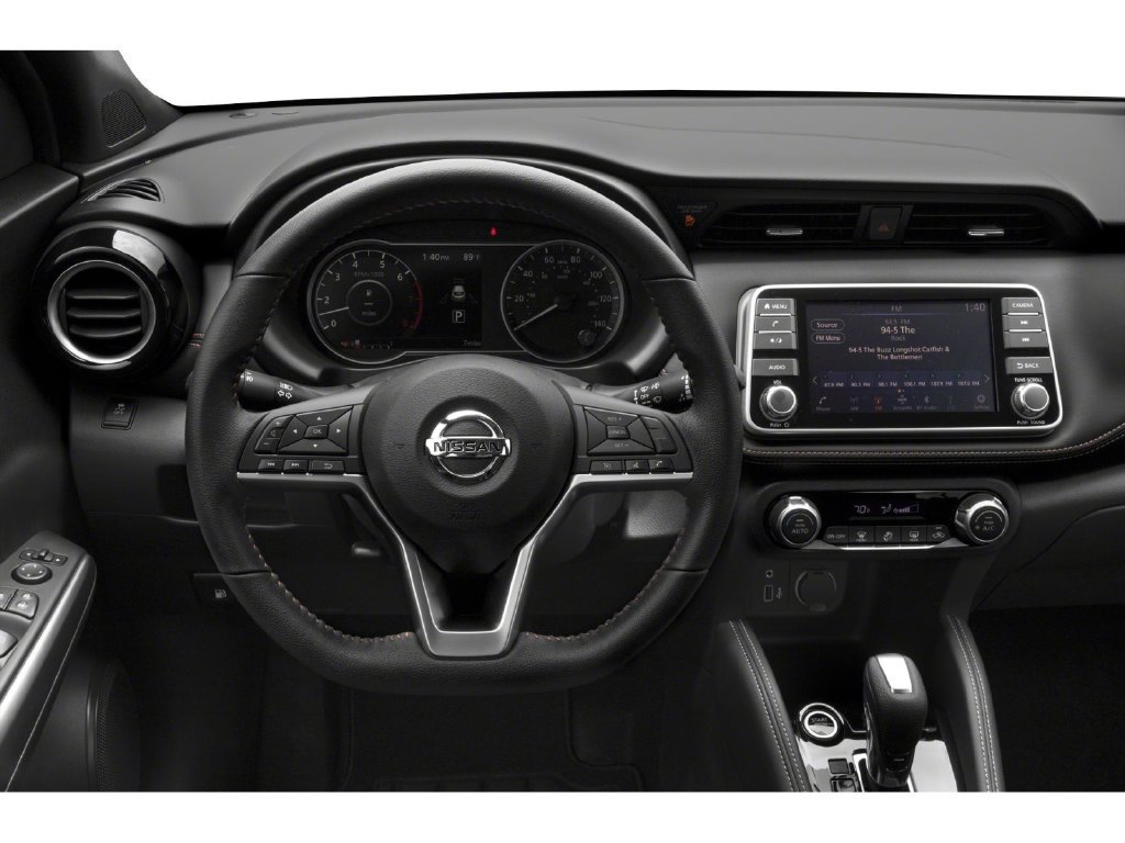 Used 2020 Nissan Kicks SR w/ SR Premium Package FWD image 4