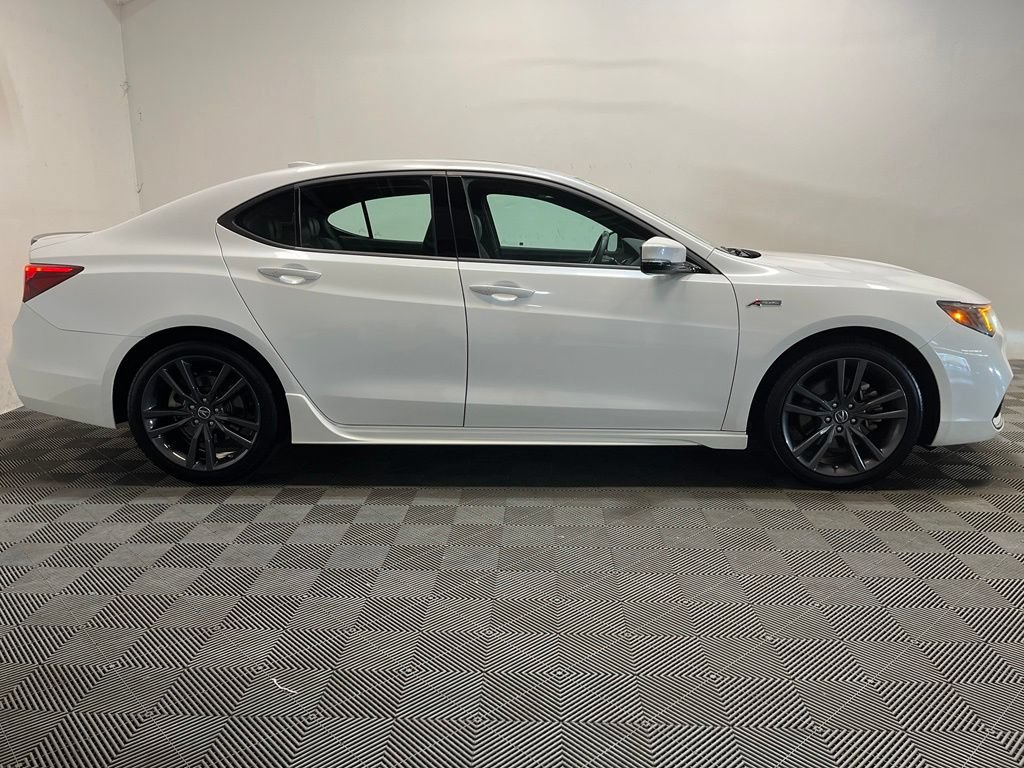 Used 2019 Acura TLX w/ Technology & A-SPEC Package FWD image 4