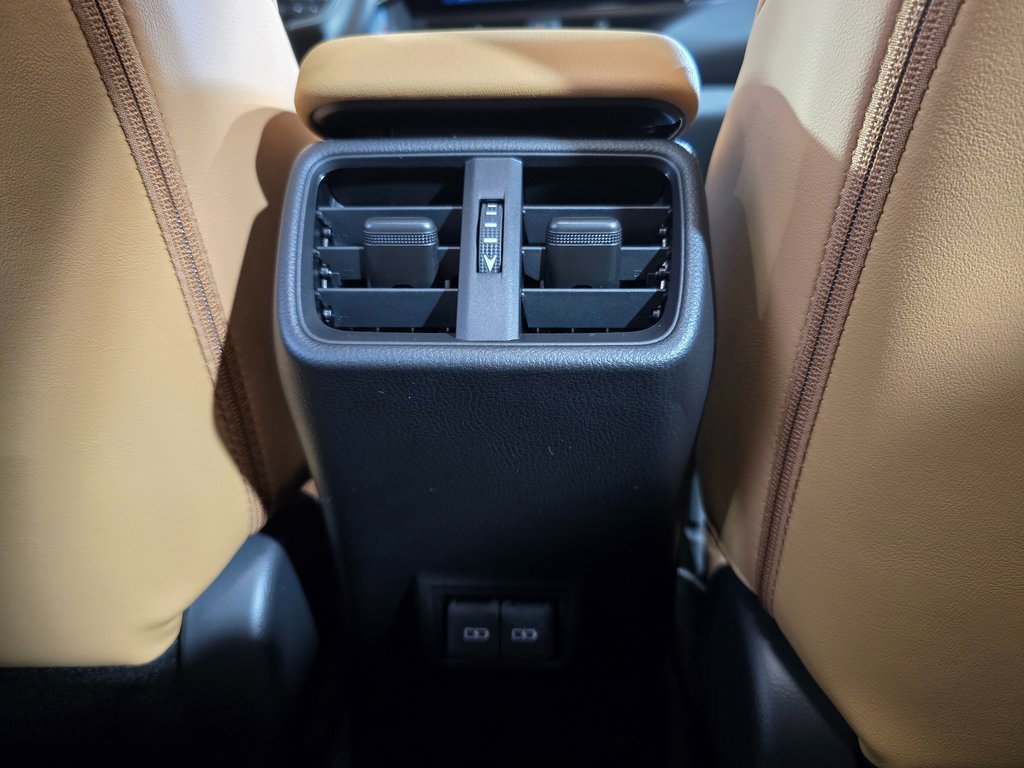 New 2025 Lexus UX 300h FWD image 29