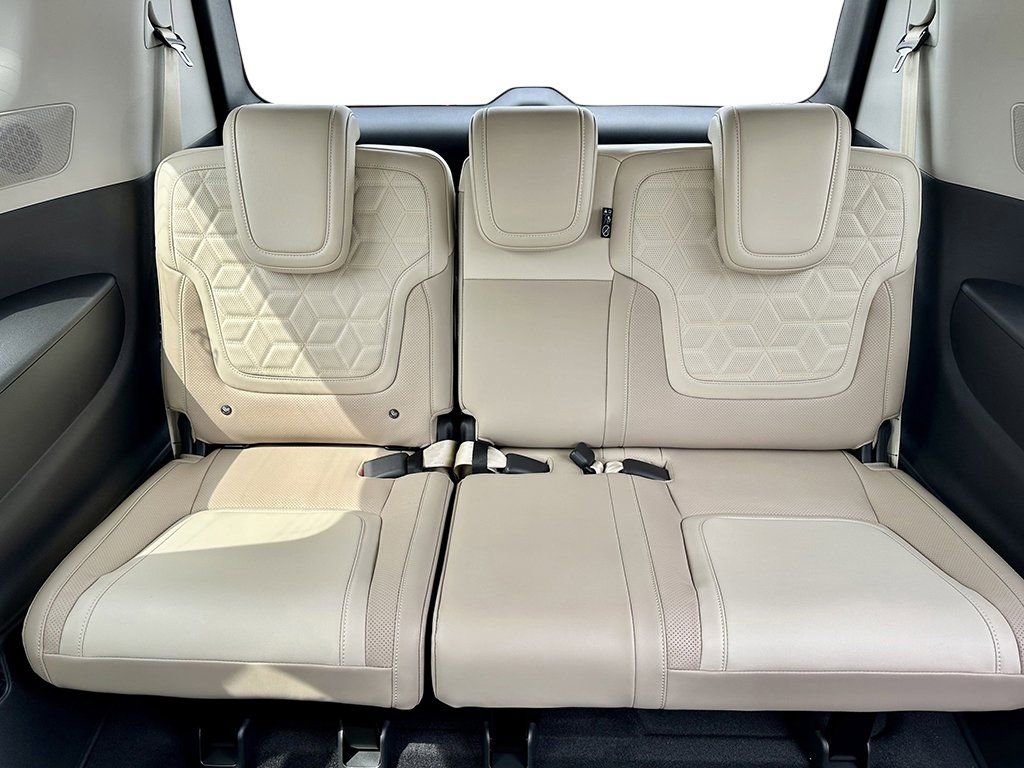 New 2025 Nissan Armada Platinum w/ Convenience Package image 24