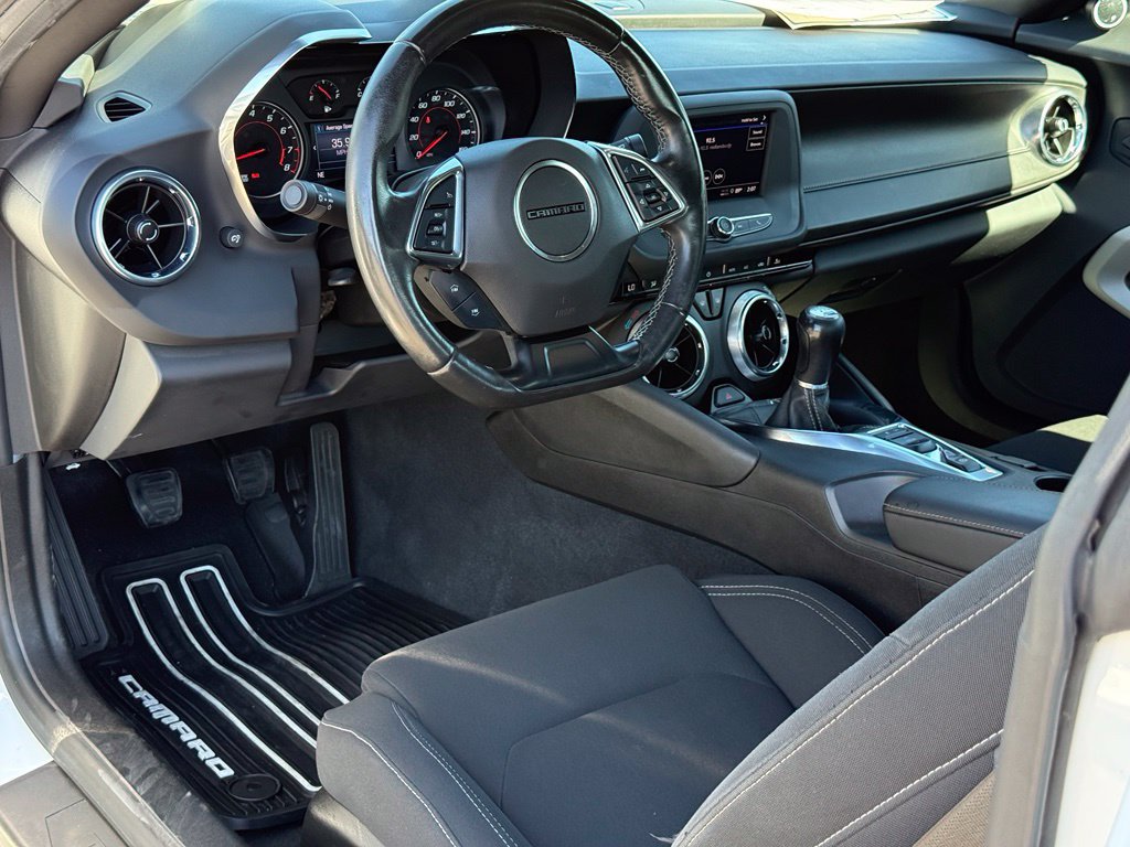 Used 2023 Chevrolet Camaro LT RWD image 7