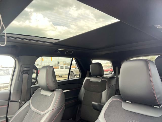Used 2026 Ford Explorer ST w/ Sun And Sound Package AWD/4WD image 20