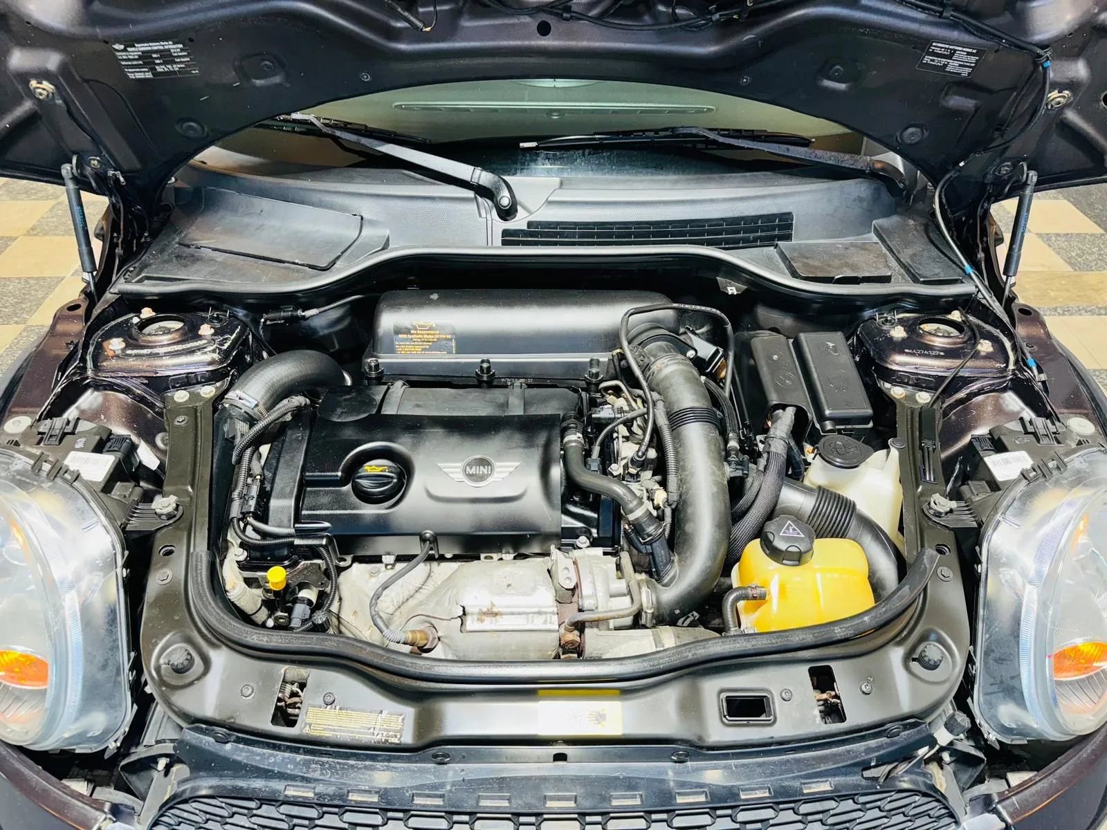 Used 2012 MINI Cooper S image 25