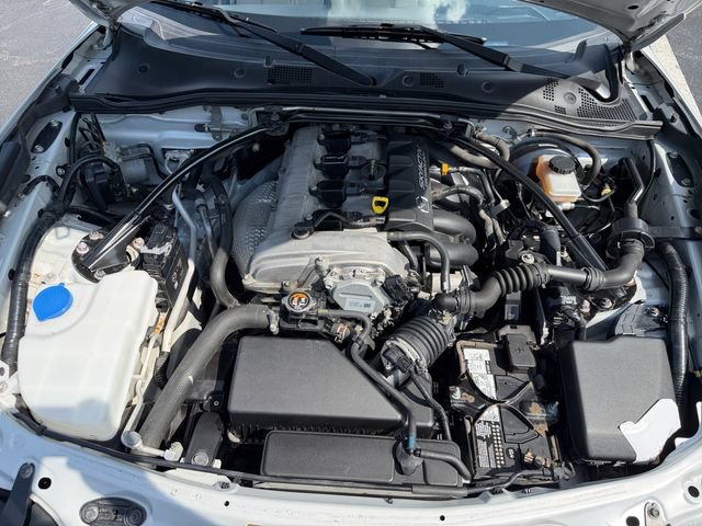 Used 2016 MAZDA MX-5 Miata Club RWD image 27