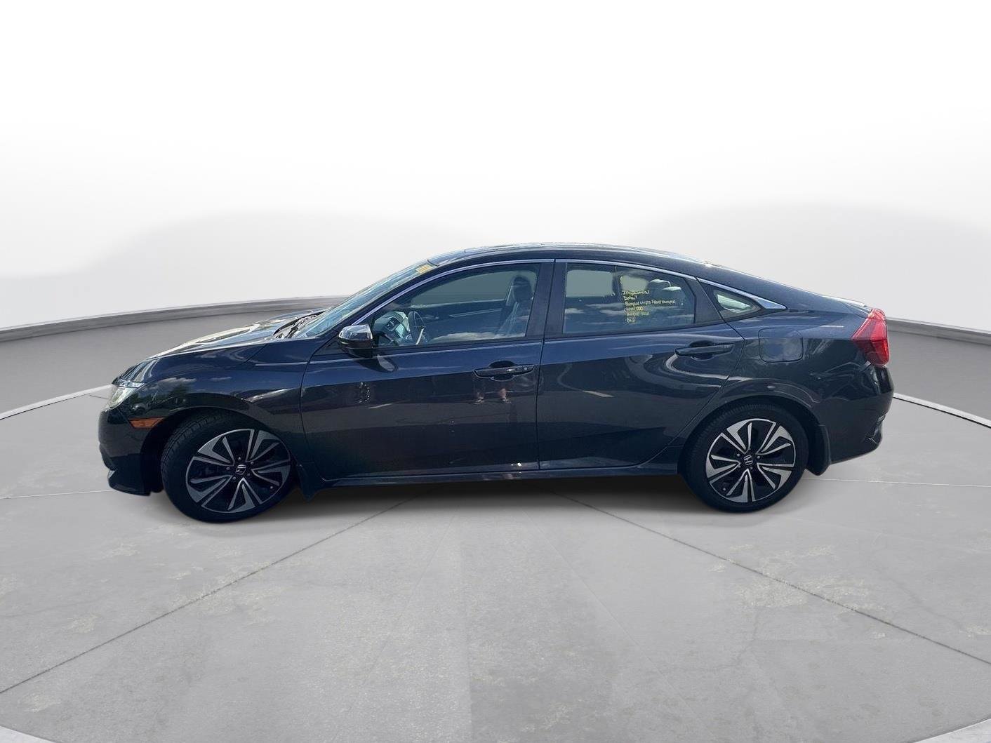 Used 2016 Honda Civic EX-T image 9