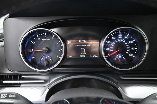 Used 2024 Kia Carnival LX FWD image 19