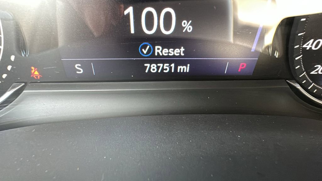 Used 2022 Cadillac XT6 Premium Luxury image 17